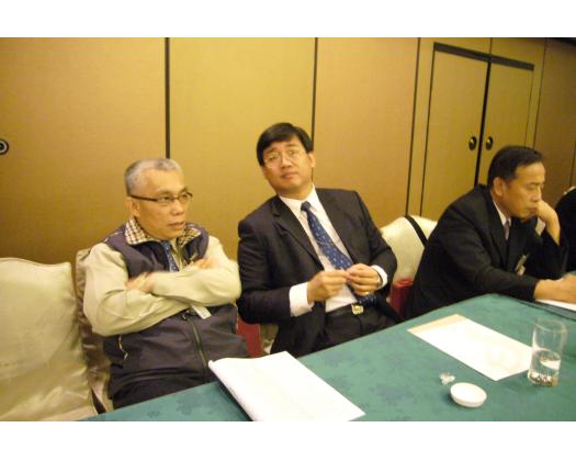 臨時動議230