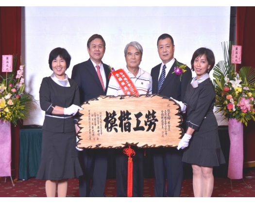 102勞工楷模張文卿82