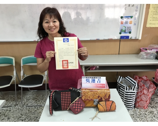 107上職訓 皮革雕刻與編織創作班-31