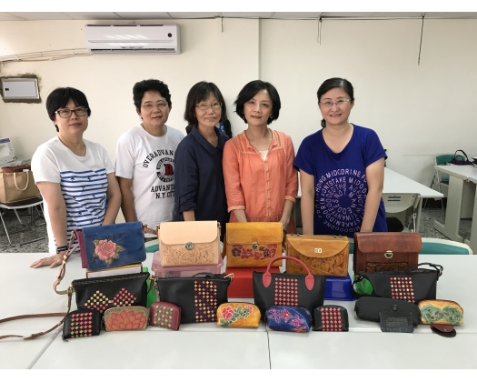 107上職訓 皮革雕刻與編織創作班-38
